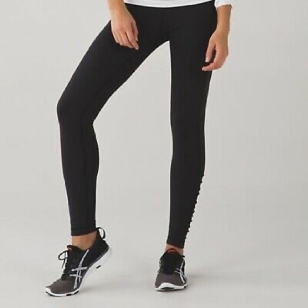 Lululemon speed tight ruched